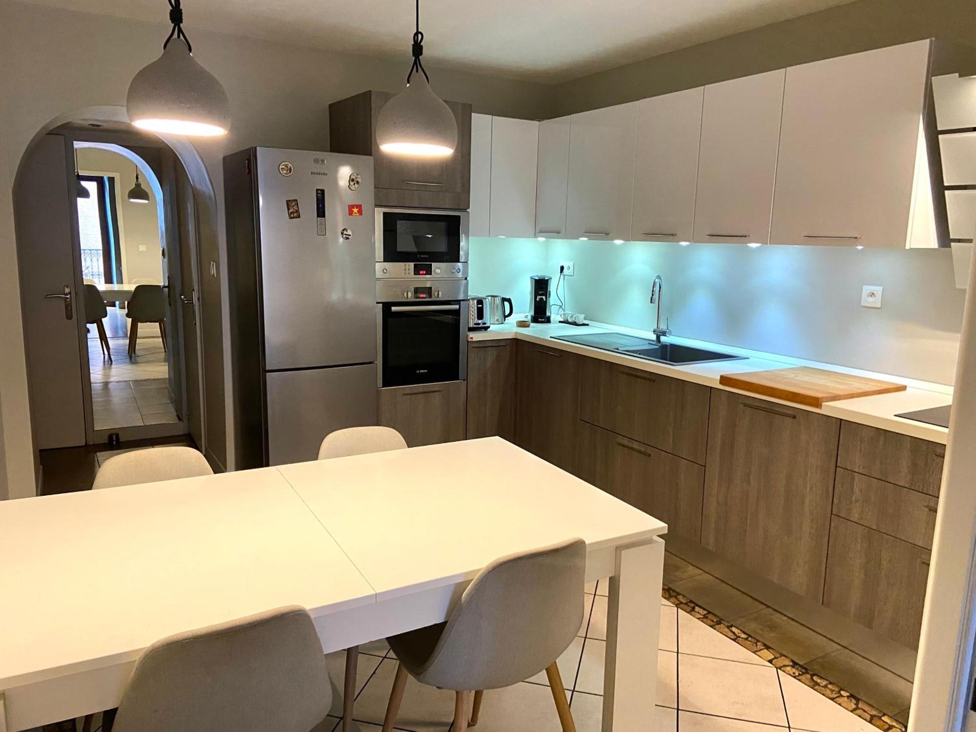 L'olivier Apartment *